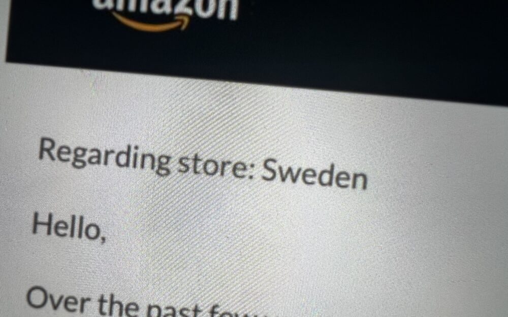 Amazon is now adding “Regarding store” notes into e-mail communications